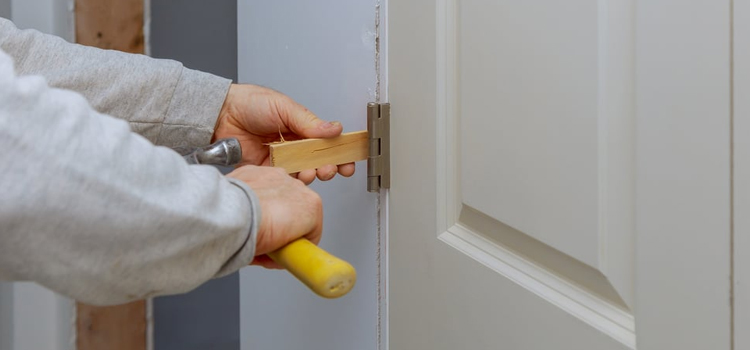 fiberglass entry door repair in La Ca